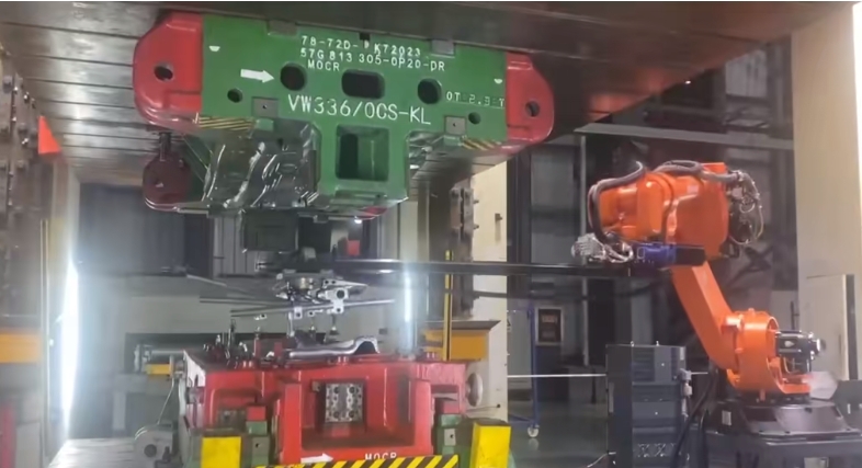 新能源汽車鈑金沖壓自動化產線